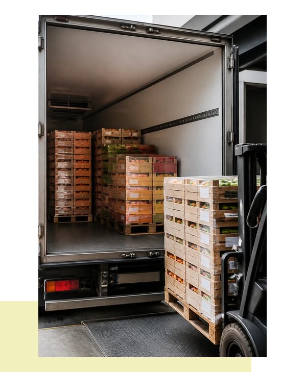 Перевозка сельхозпродукции на паллетах с доставкой в Саянск